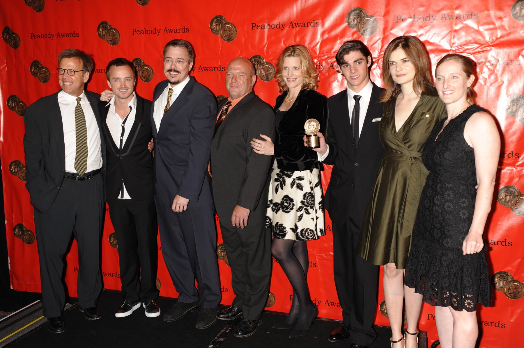File:The cast and crew of Breaking Bad at the 68th Annual Peabody Awards.jpg - a sign that says no o